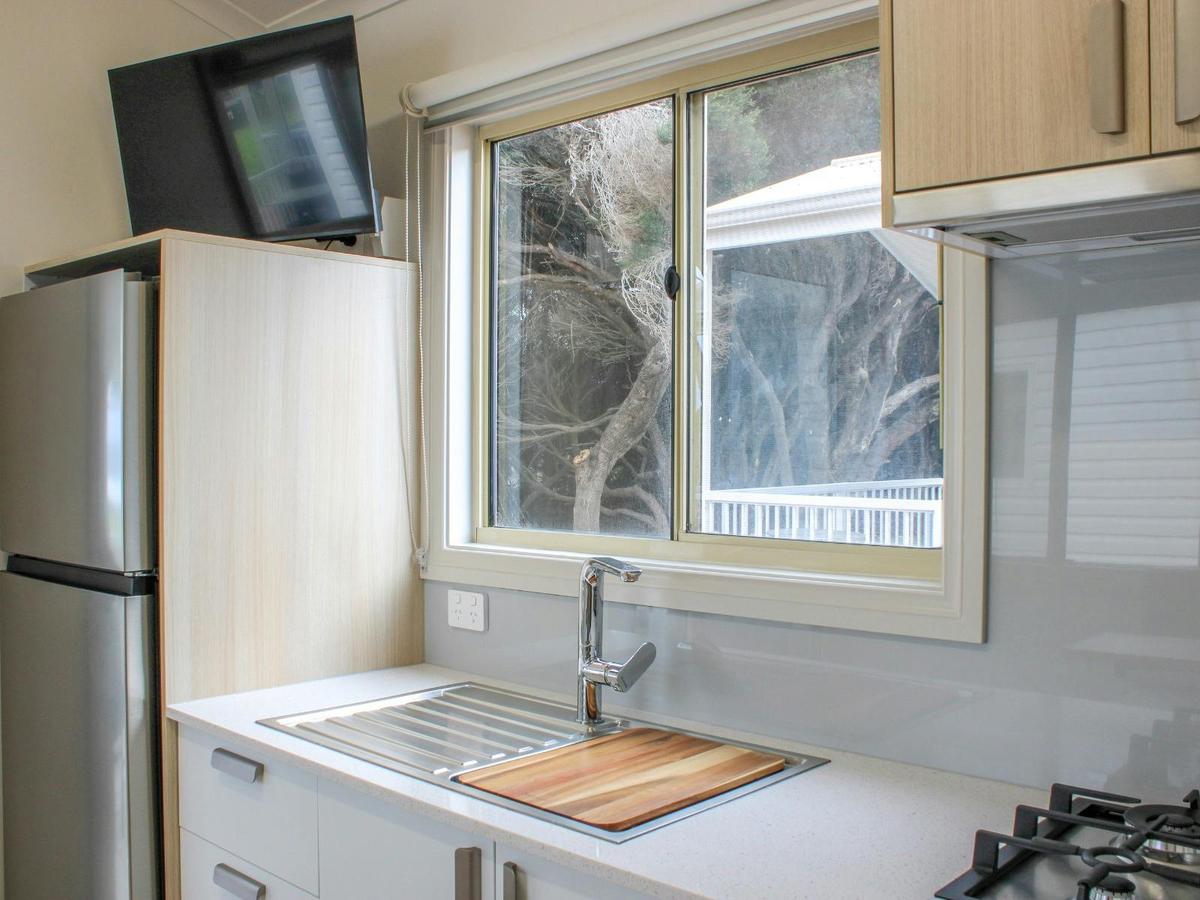 Seaview Cabin (1.5br)