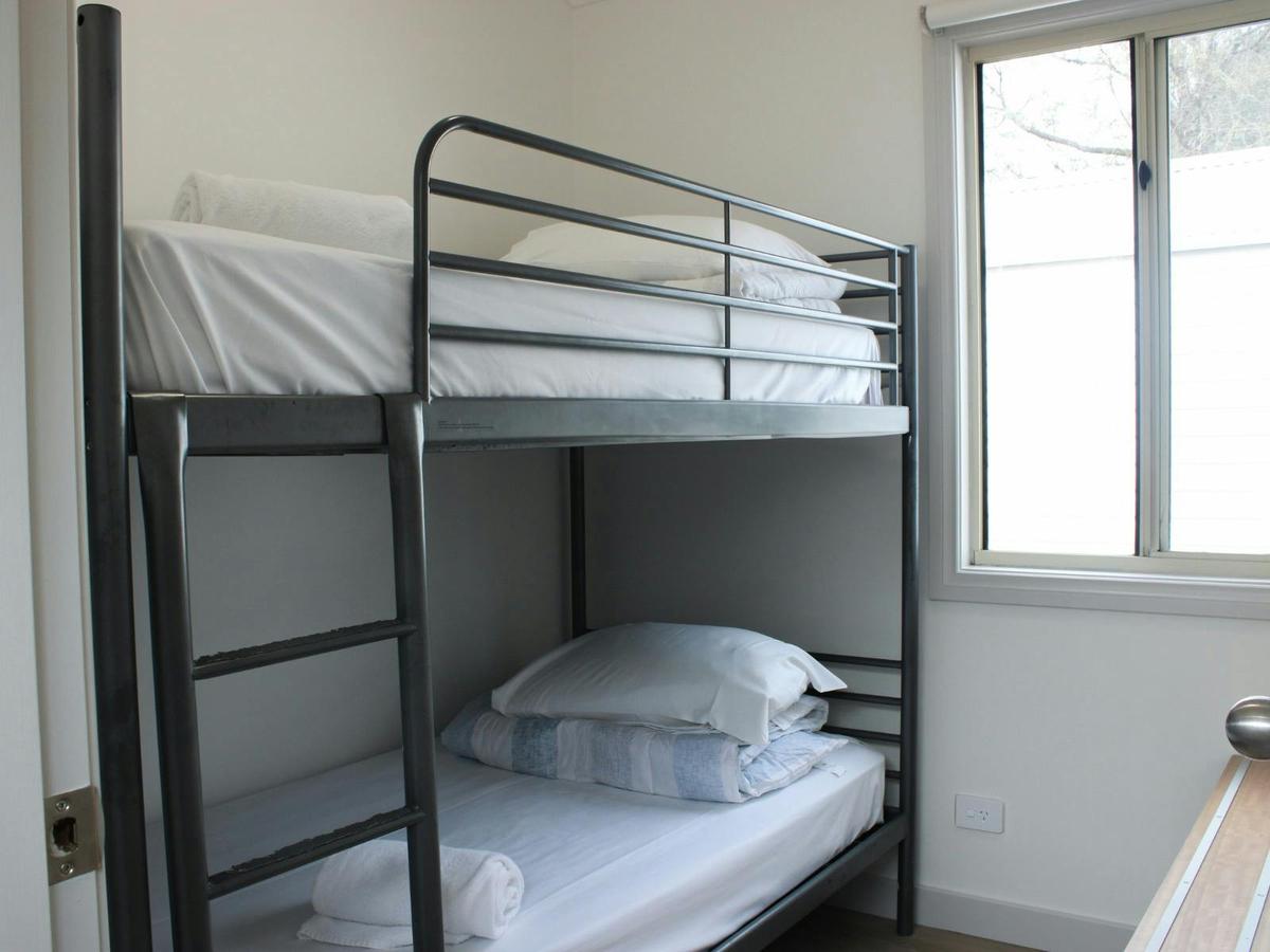 Sea Breeze Cabin (1.5br)