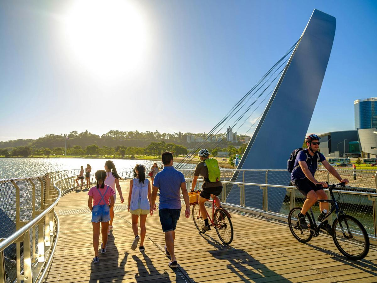 Elizabeth Quay, Perth