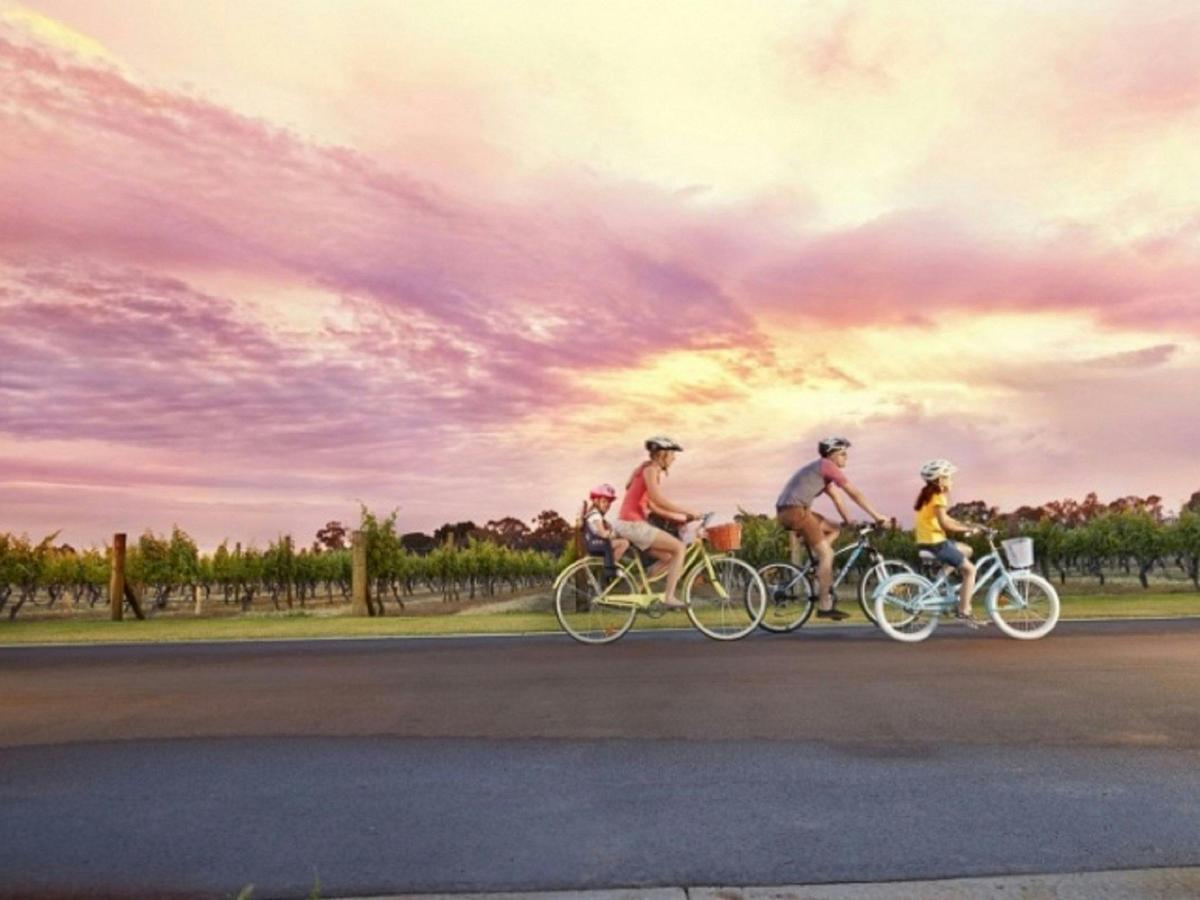 Swan Valley Heritage Cycle Trail, Guildford, Western Australia