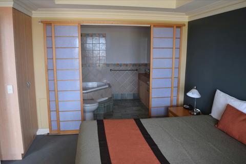 Ocean View Spa Suites