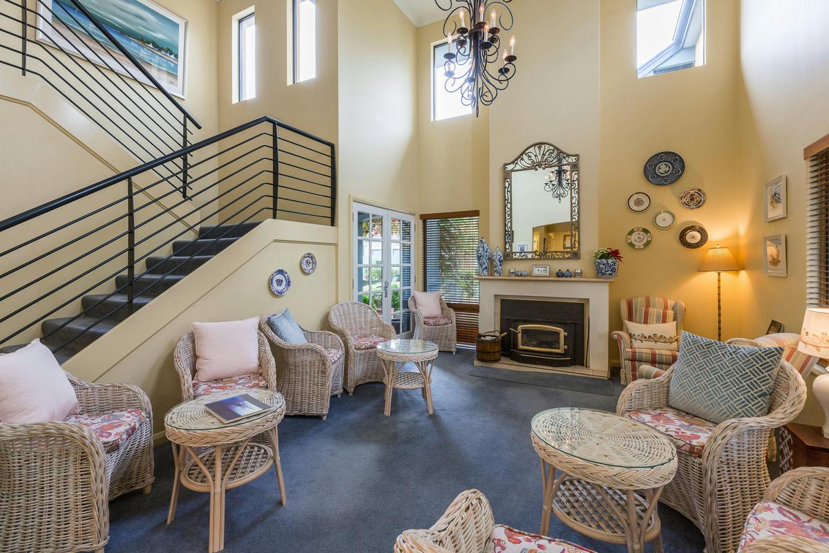 Guest Lounge