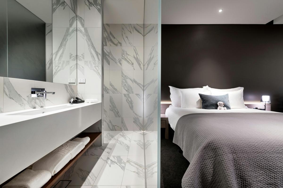 Courtyard Suite