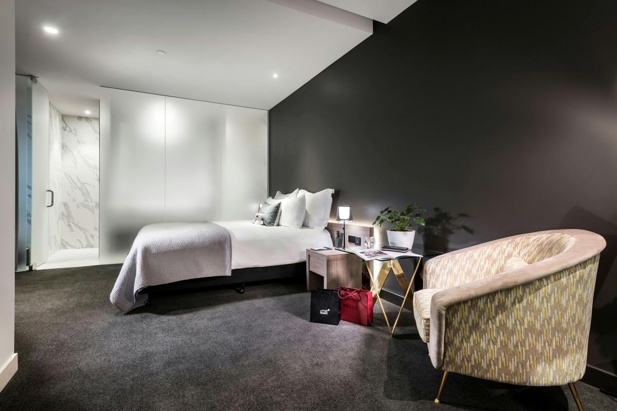Courtyard Suite