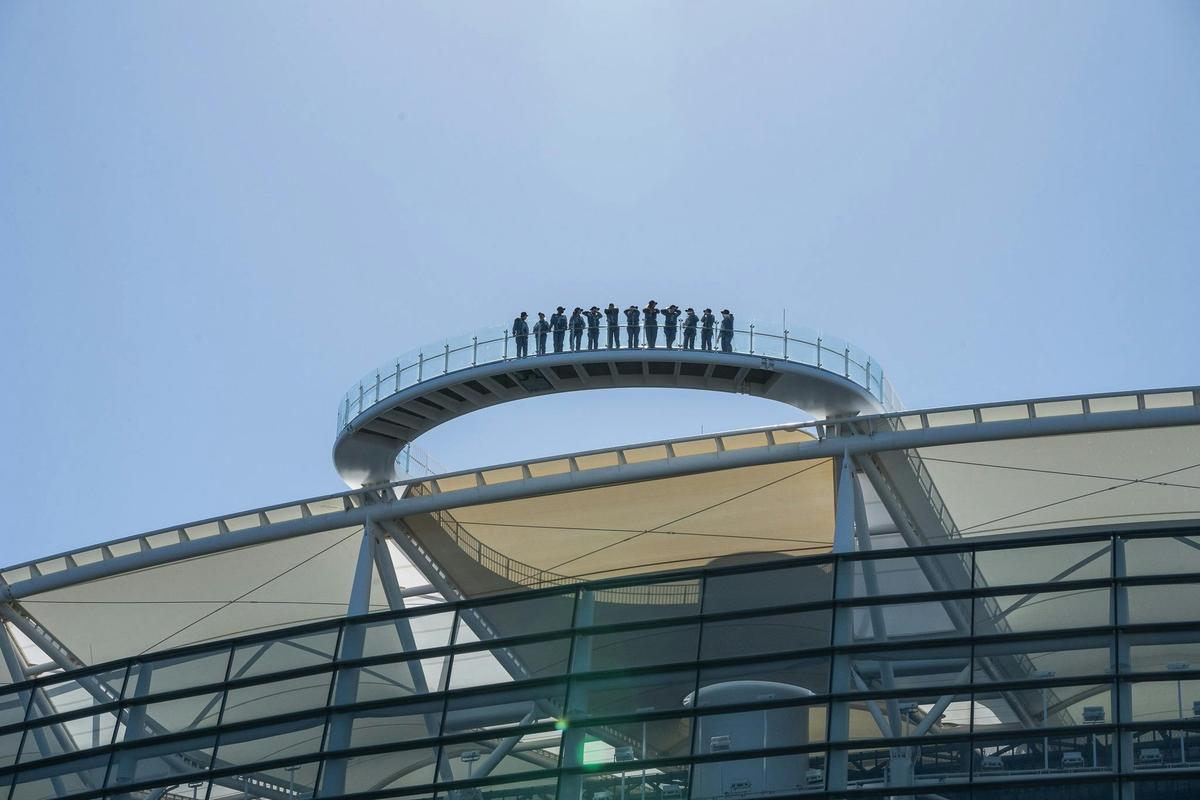 Halo Rooftop Tour