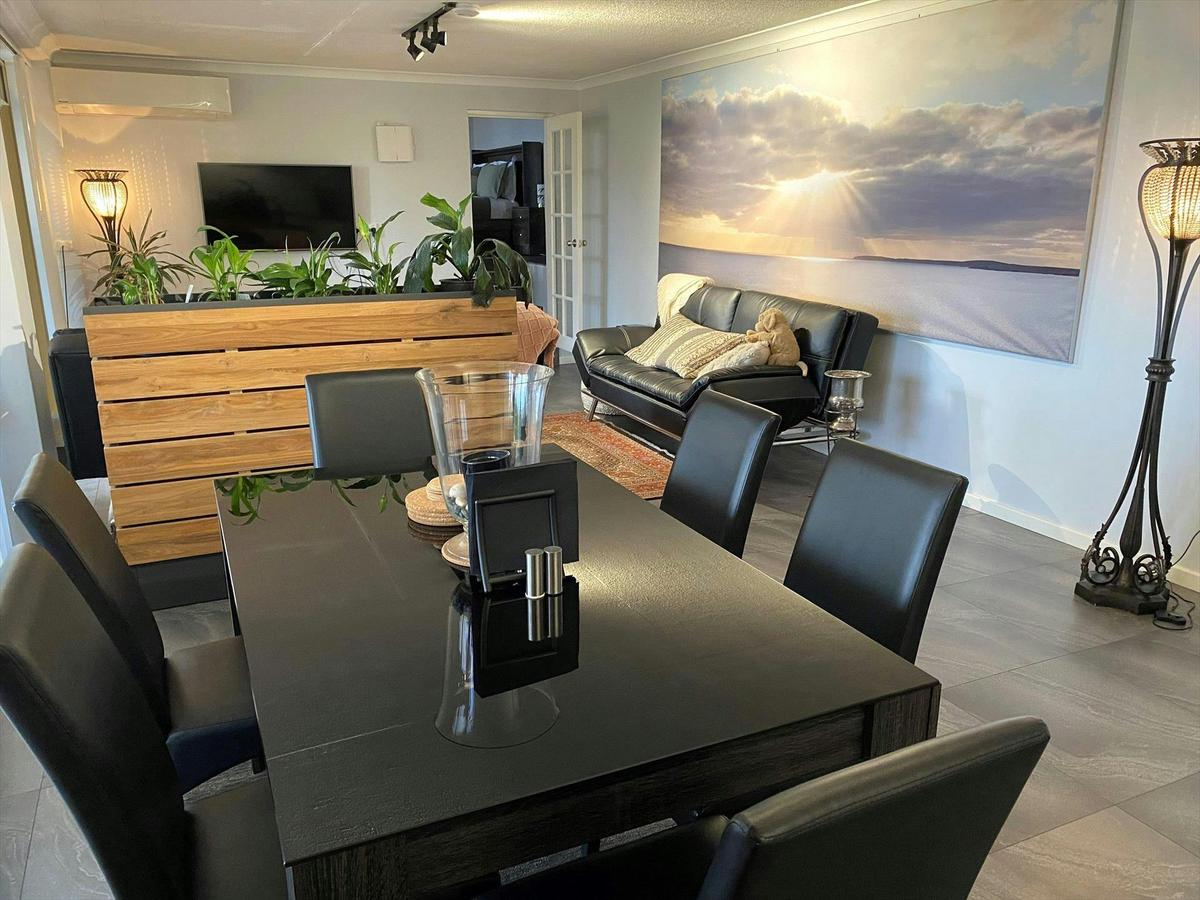 Lounge and dining area