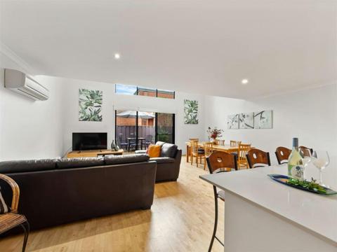 Townhouse212