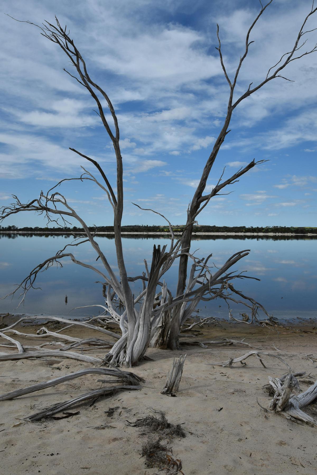 Yenyening Lakes