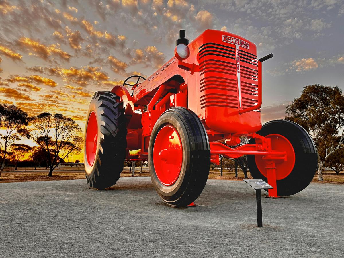 The big tractor adorned by a Carnamah sunset