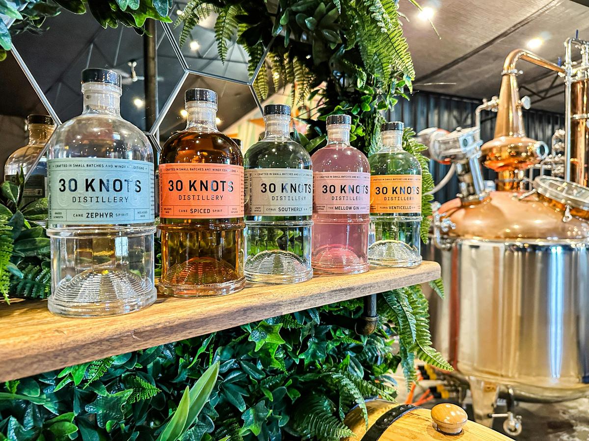 30 Knots Spirits Current Range
