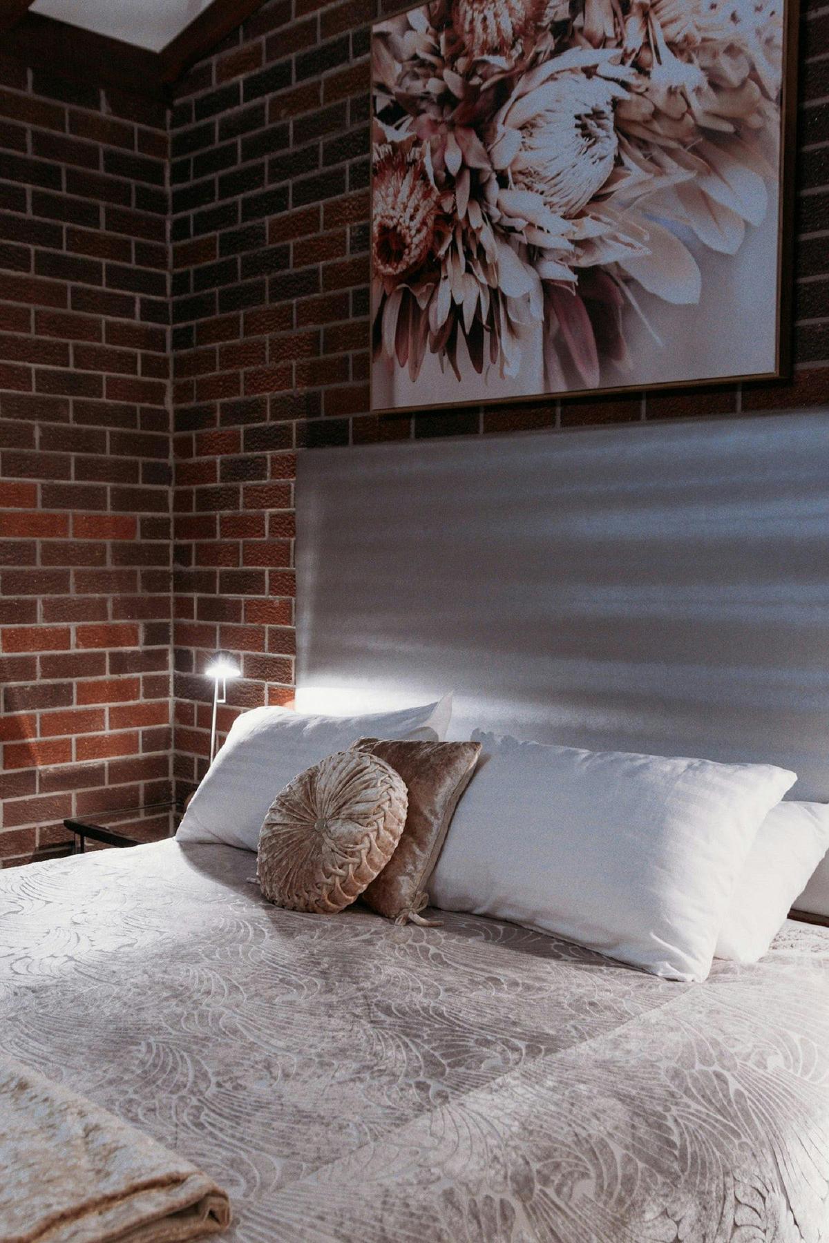 Wave Rock Hotel, Hyden, Western Australia