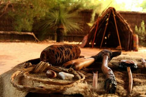 Wangi Mia Meeting Place - Aboriginal Experience
