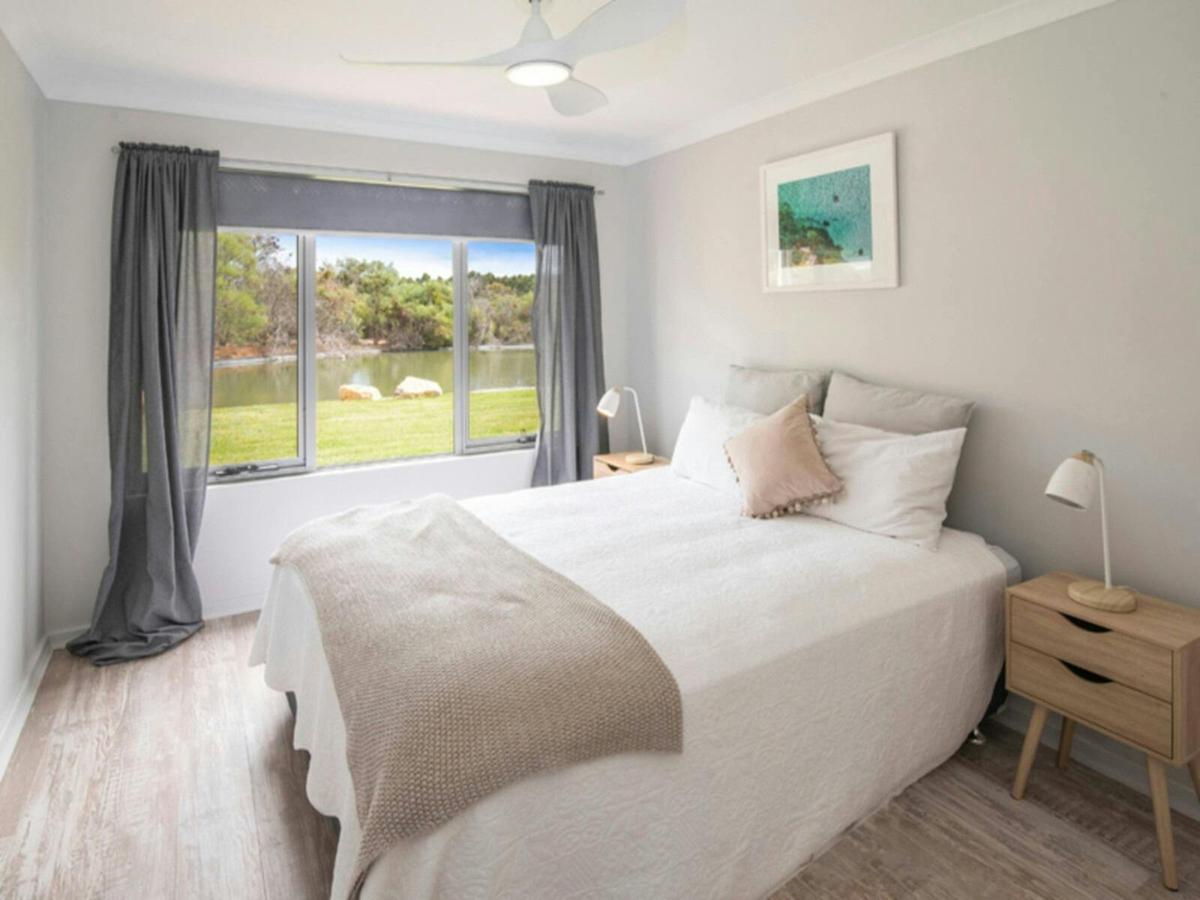 Bedroom 2 - 1 Queen Bed with Ceiling Fan