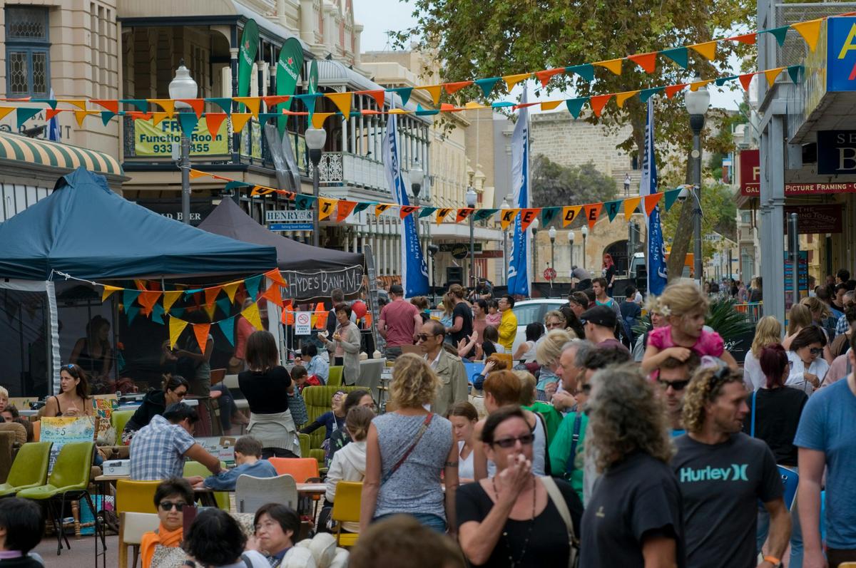 Fremantle Street Arts Festival West End Weekender