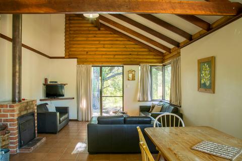 2 Bedroom Single Storey Cottage (Cowslip, Banjine, Wiry Wattle)