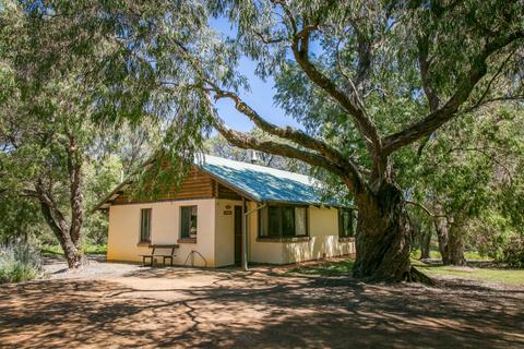 2 Bedroom Single Storey Cottage (Cowslip, Banjine, Wiry Wattle)