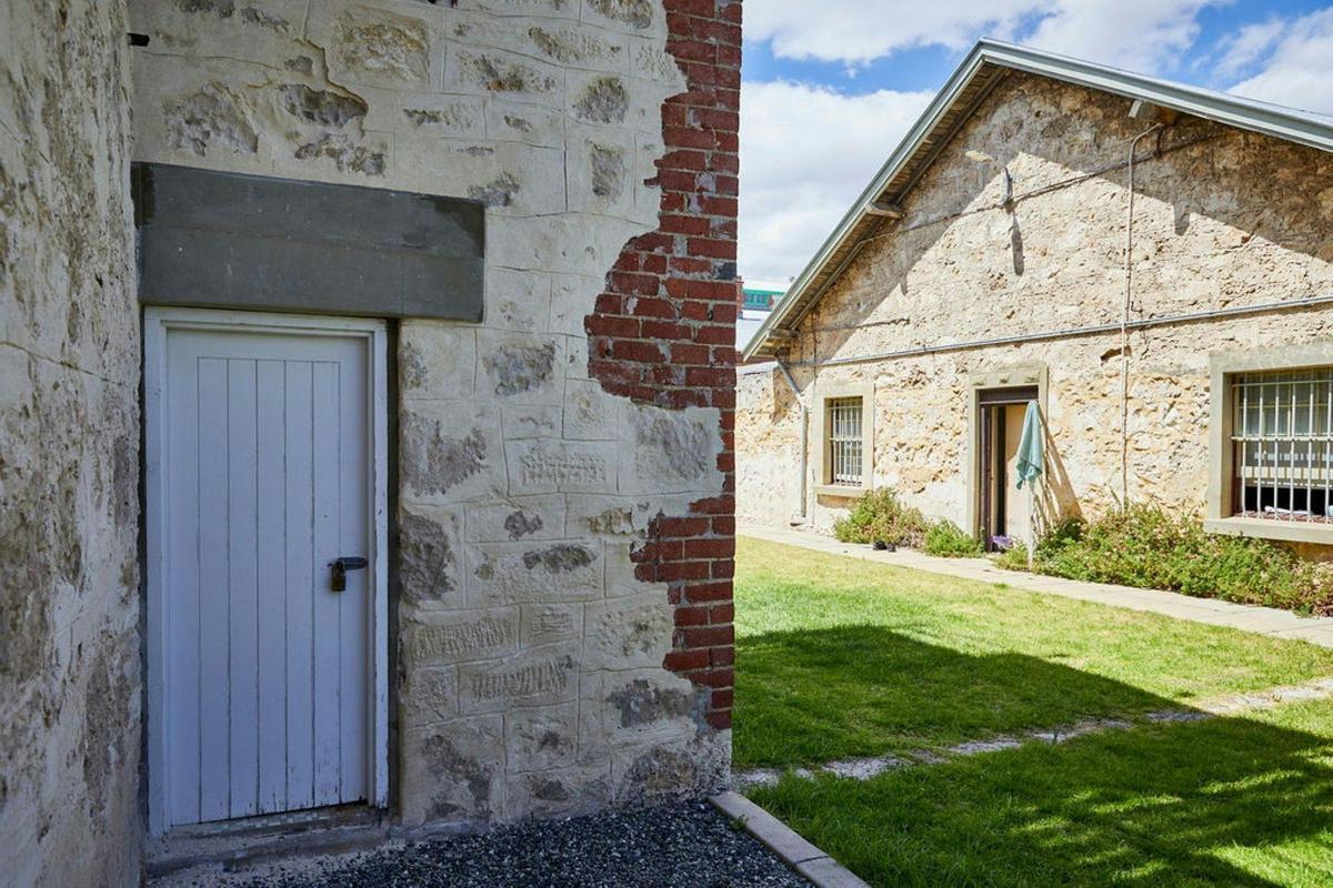 YHA Fremantle Prison Common Area