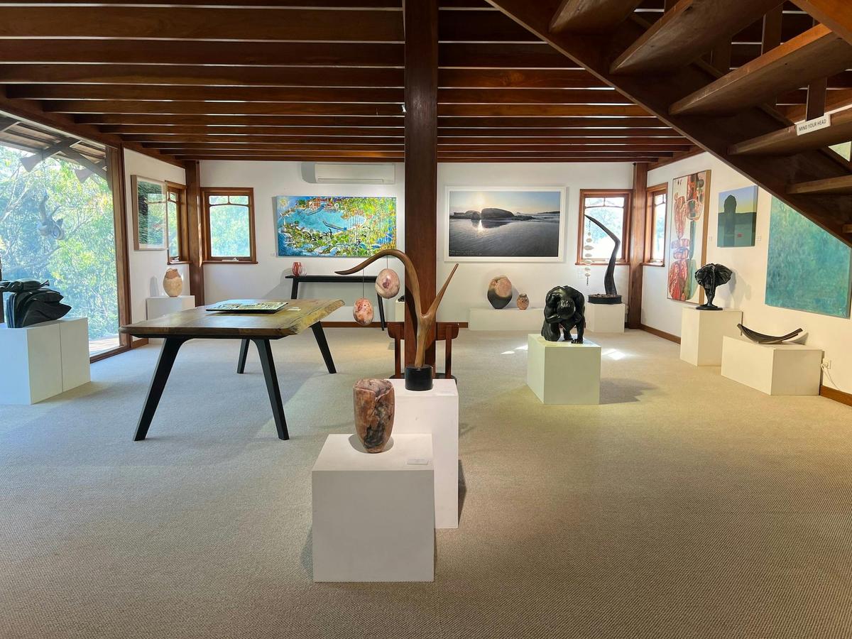 Inside Gallery