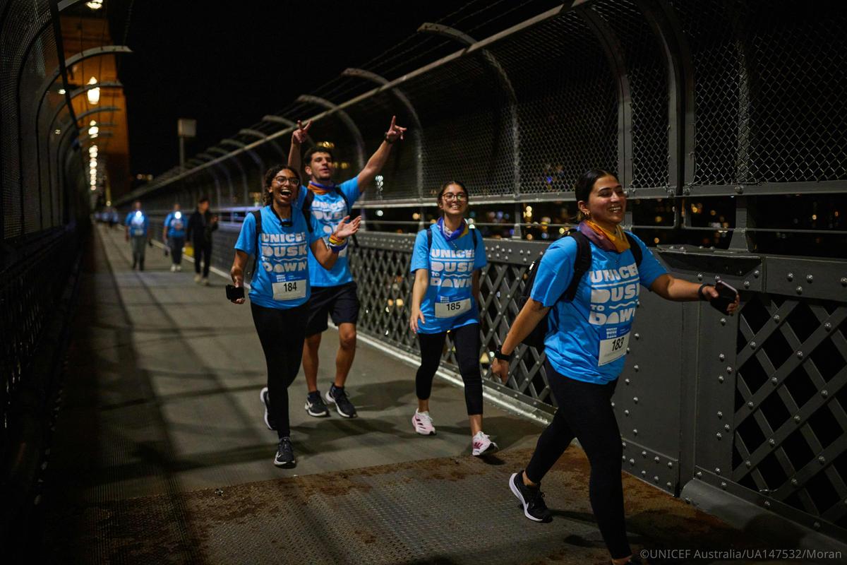 Participants take on UNICEF’s Dusk to Dawn overnight walk in Sydney.
