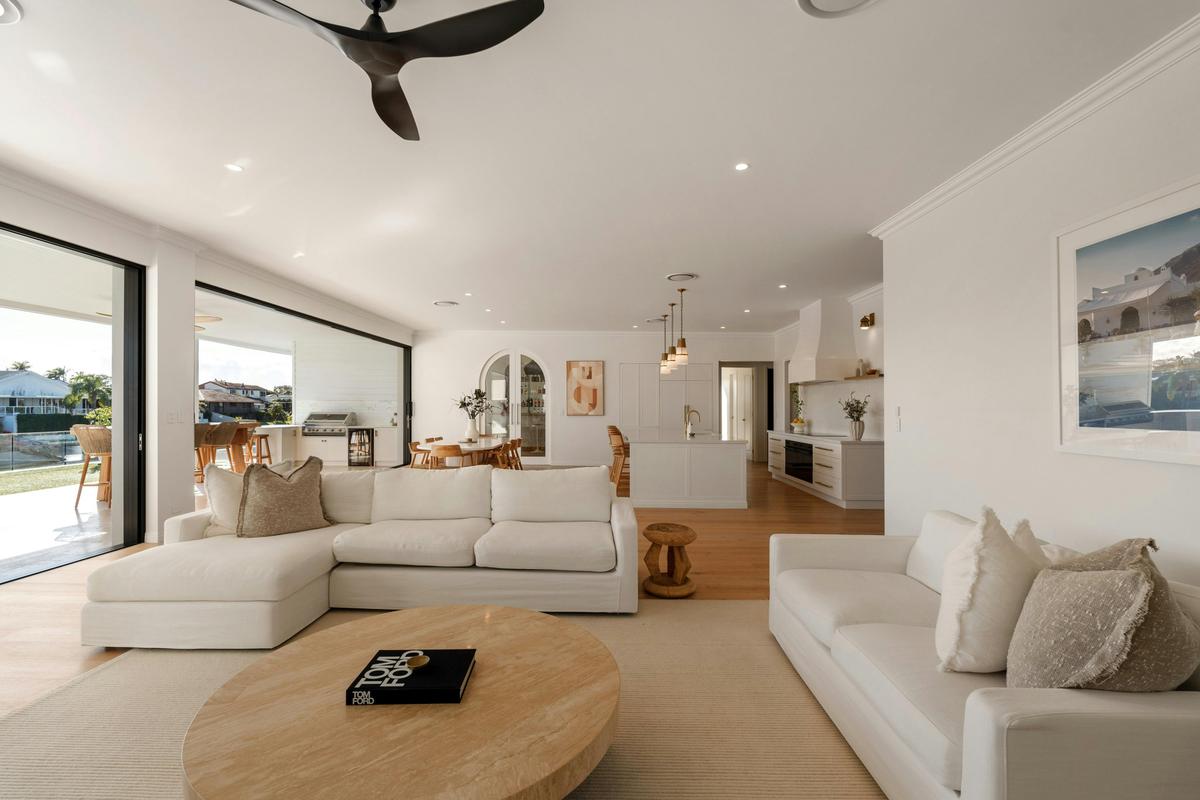 Living room opening to the alfresco
