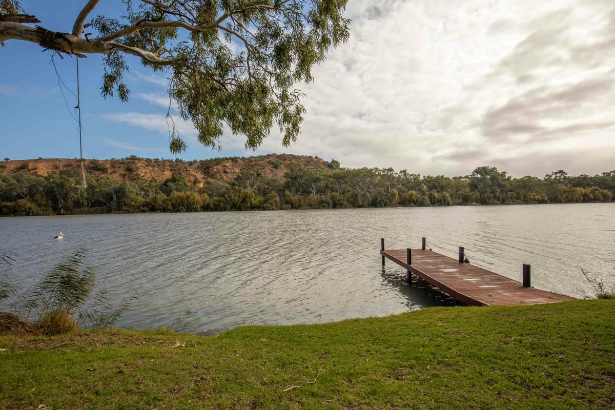 riverfrontage with jetty