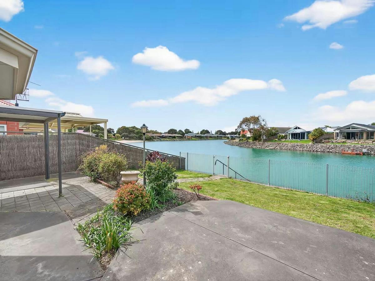 17 Matthew Flinders Dr, Encounter Lakes