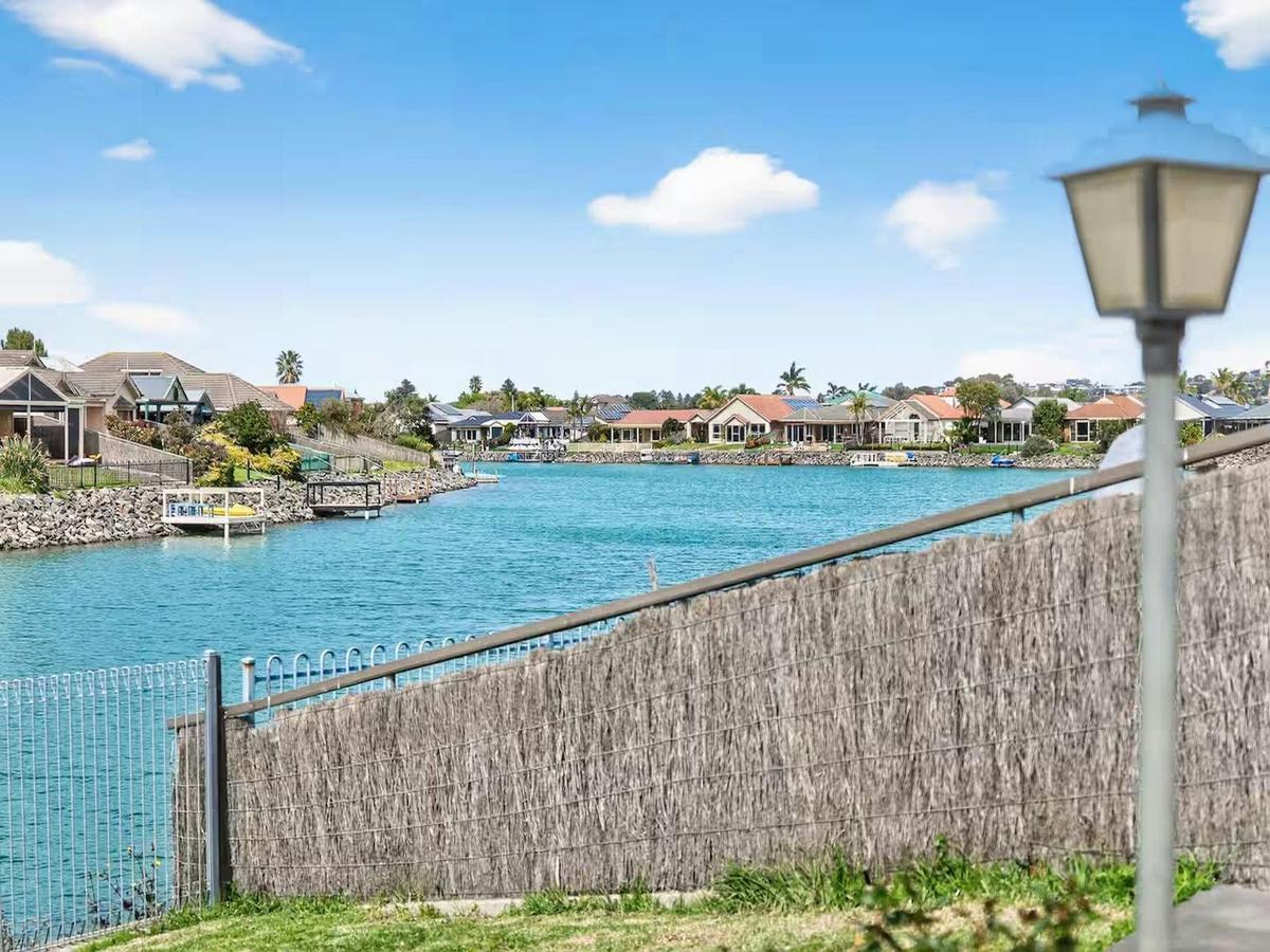 17 Matthew Flinders Dr, Encounter Lakes