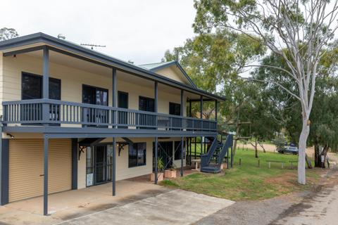 14 Sunnyside via Murray Bridge
