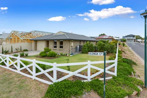 2 Ulonga Court, Normanville