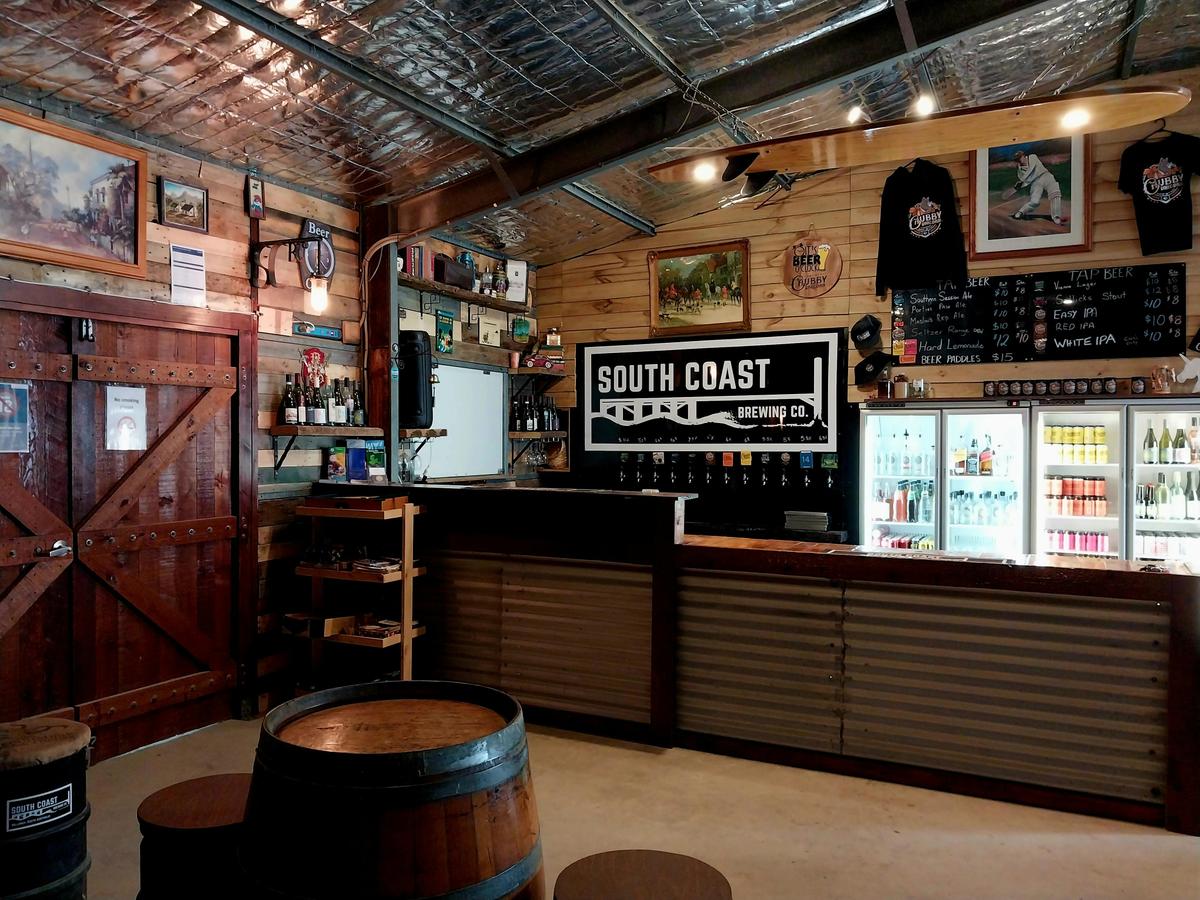Red, White & Brew - McLaren Vale