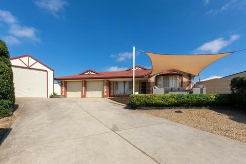 4 Pelican Court - River Shack Rentals