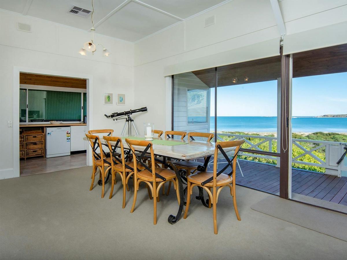 Absolute Beachfront Home with Beach Track