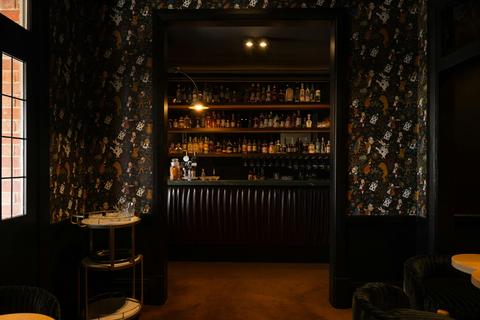 Bar 1854