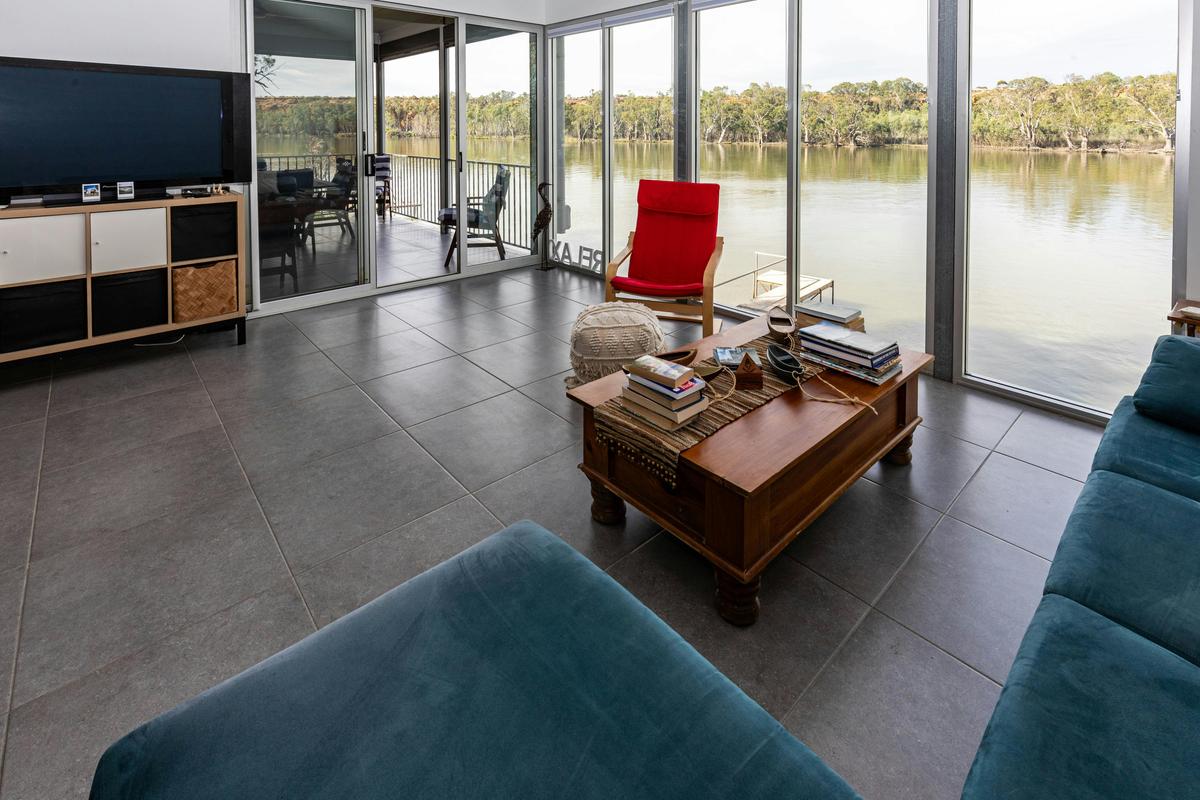 wide open views through floor to ceiling windows