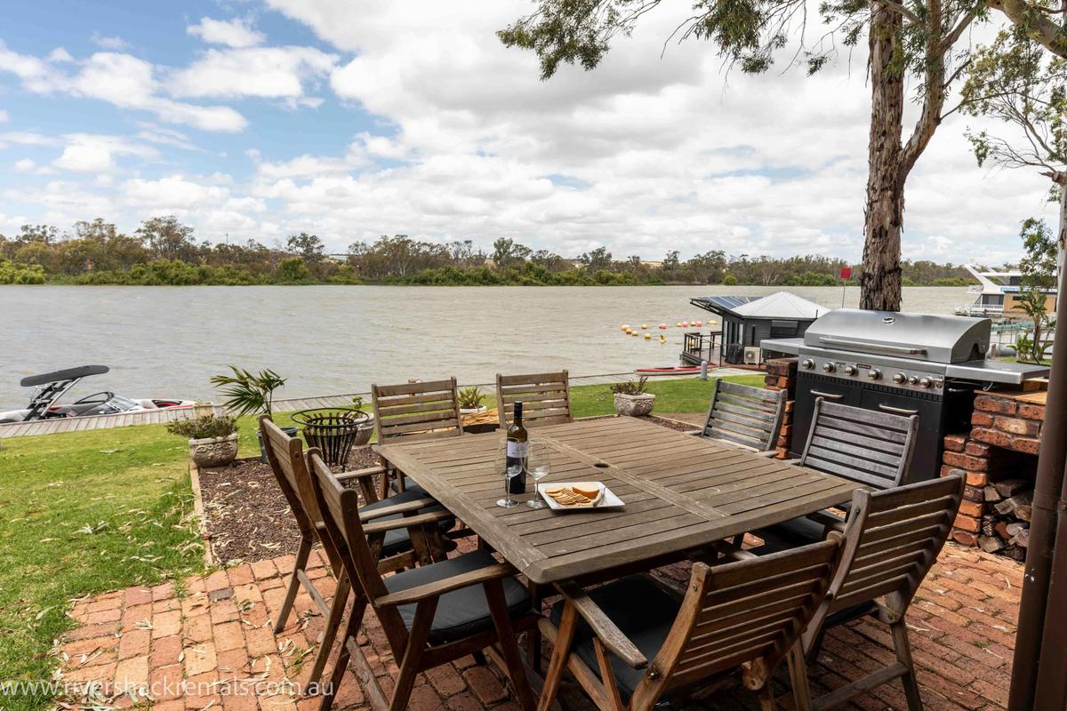 outdoor dining area