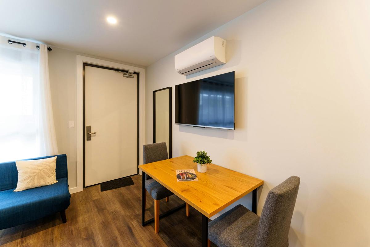 King Suite - Wheelchair accessible