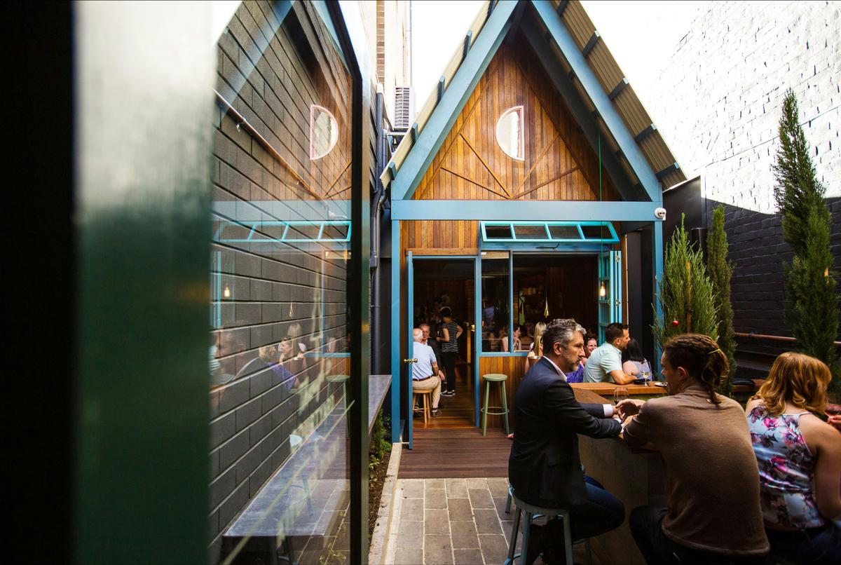 West End Art and Culture Insiders Walking Tour (3 hours)