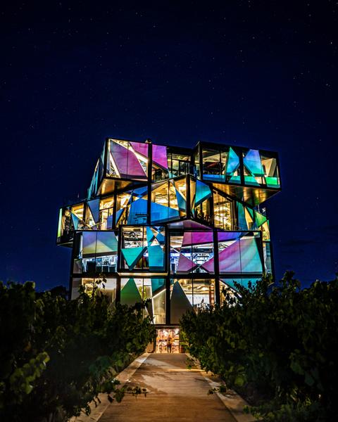 Ultimate Wineries 2 Days, 1 Night Wine & Gourmet Experience from Adelaide