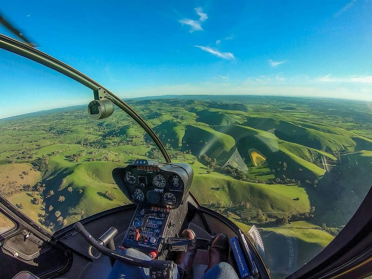 Private Barossa Valley Deluxe - 30 Minute Scenic Flight