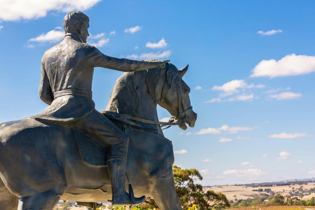 Barossa Colonel Light Monument