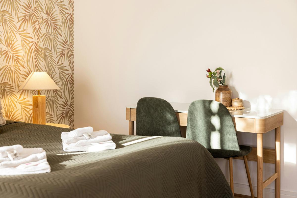 Deluxe Queen Room