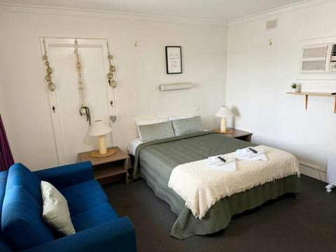 Upstairs Economy Queen Room