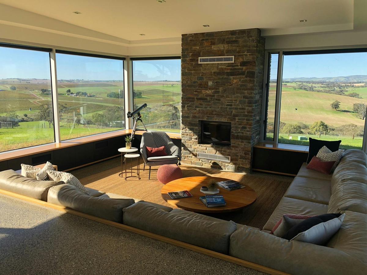 Glasshouse Lounge