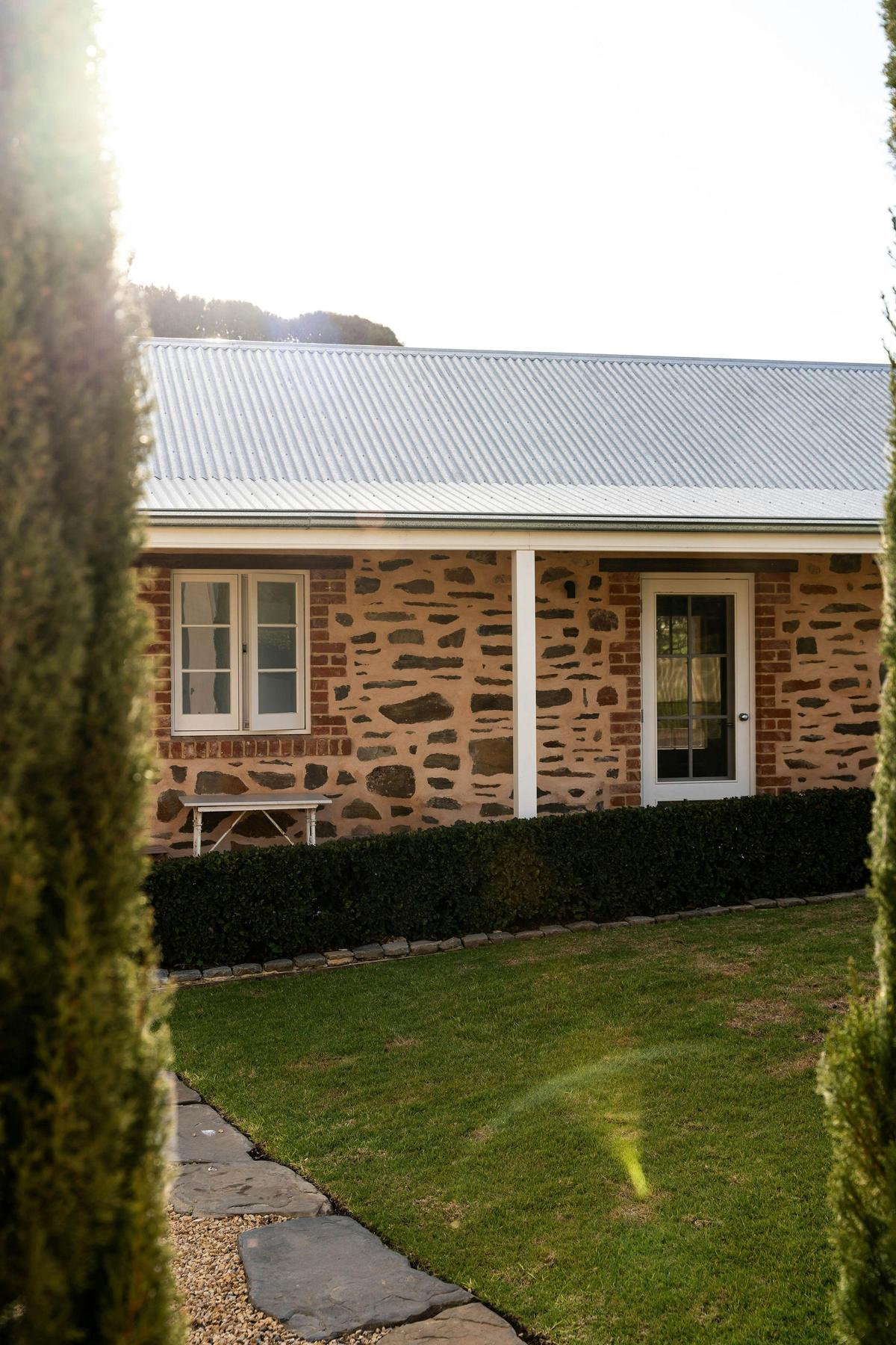 Alkina Old Quarter Cottage Accommodation