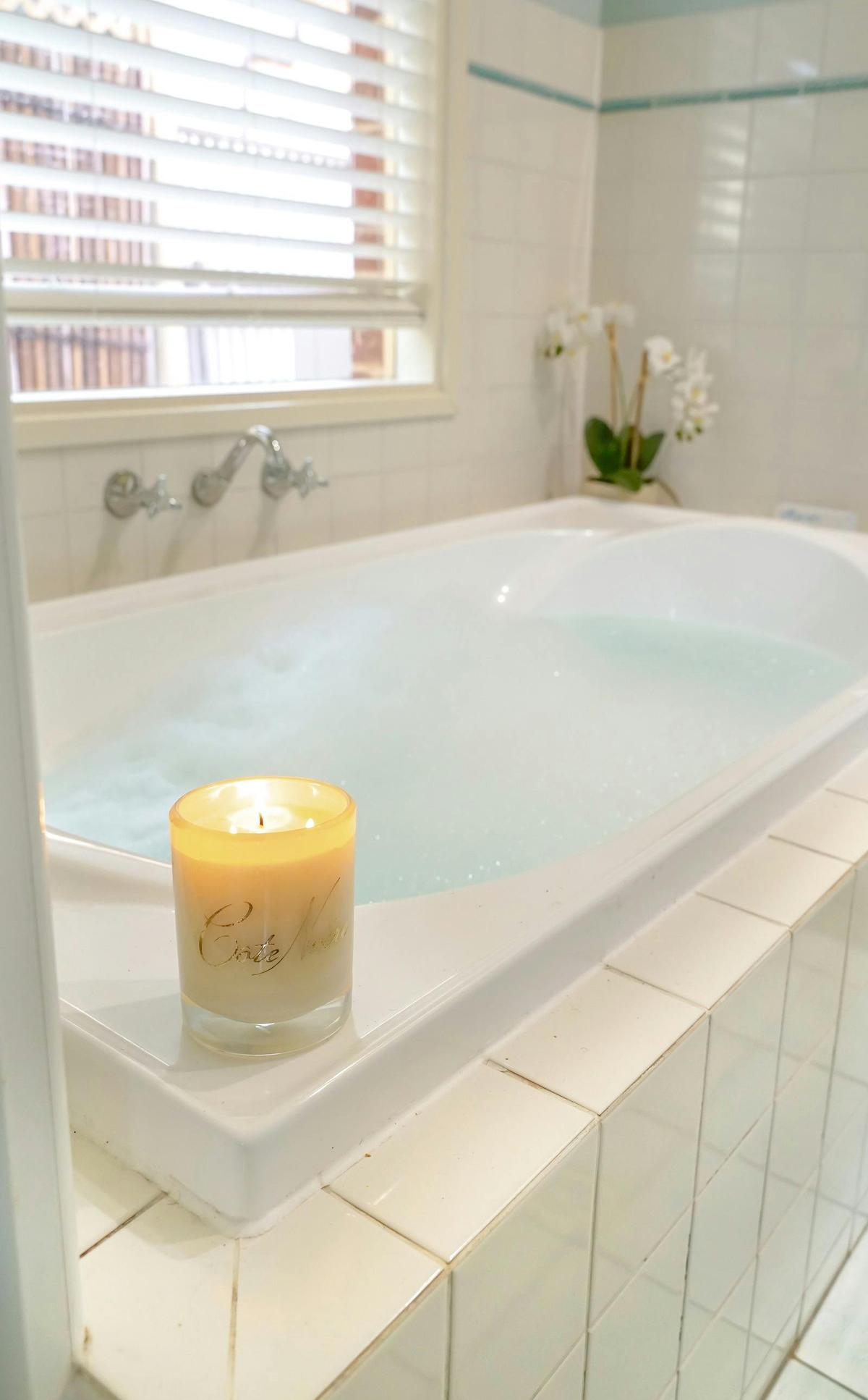 Take a long soak in this deep bath - moment to relax
