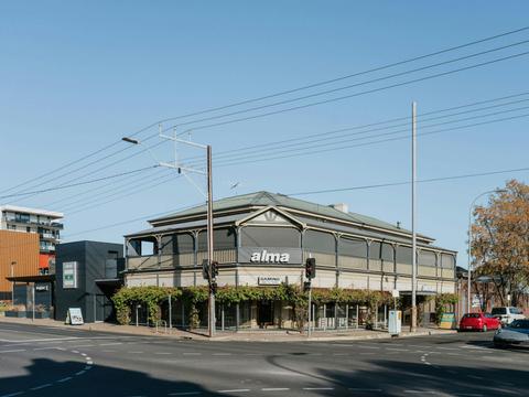 Alma Tavern
