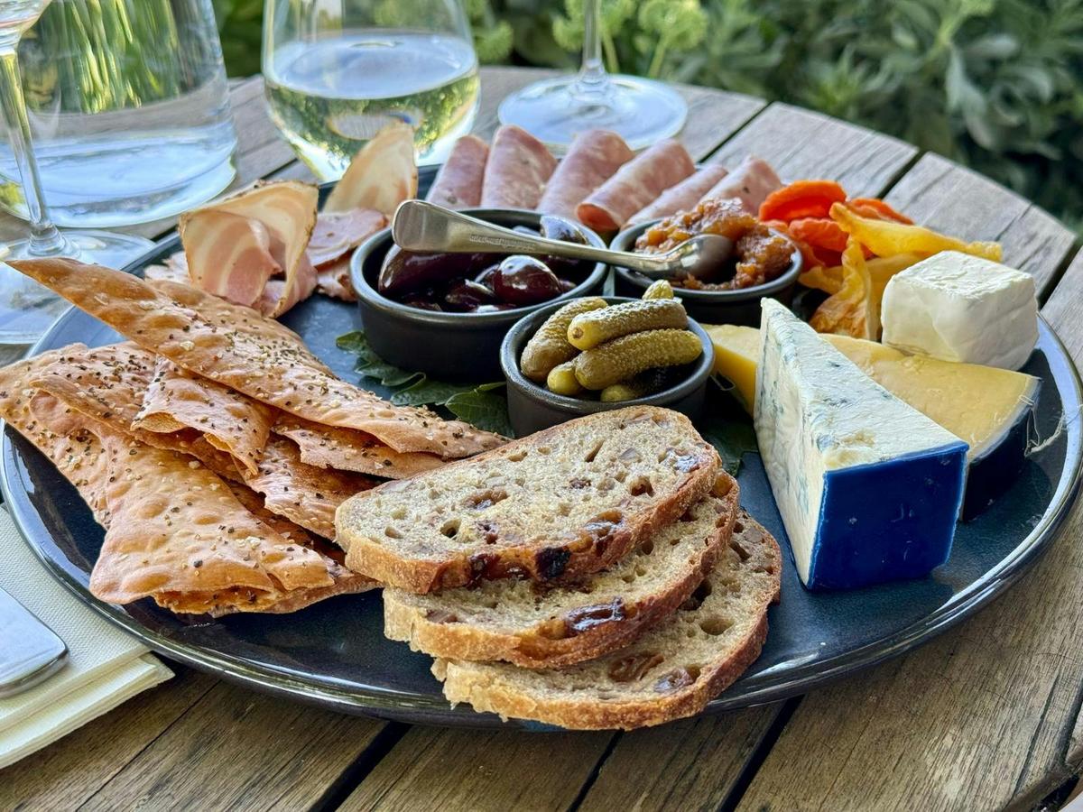 Regional platter lunch