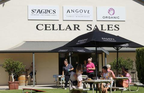 Angove Family Winemakers & St Agnes Distillery - Renmark