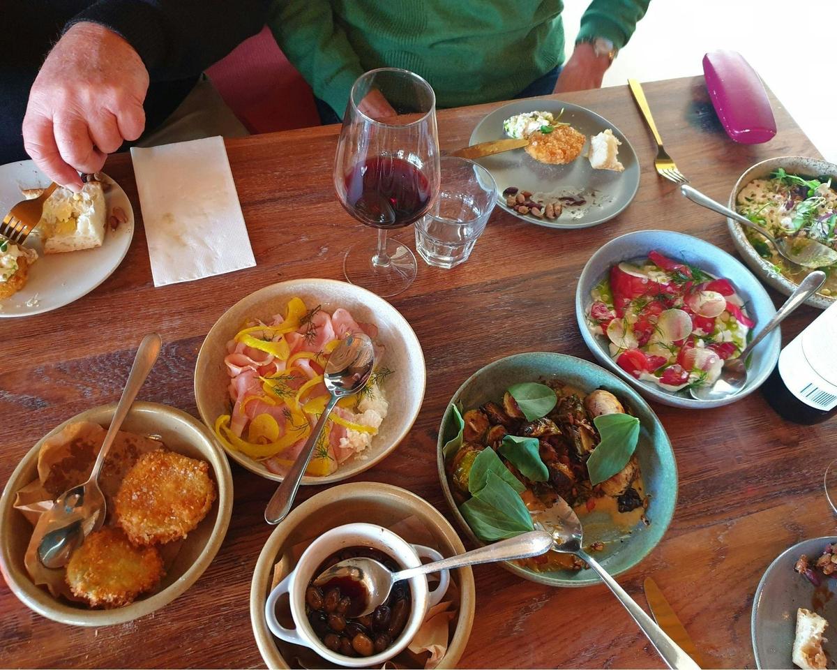 Ambler Touring - Barossa Valley / Maggie Beer Farm Food & Wine Tour