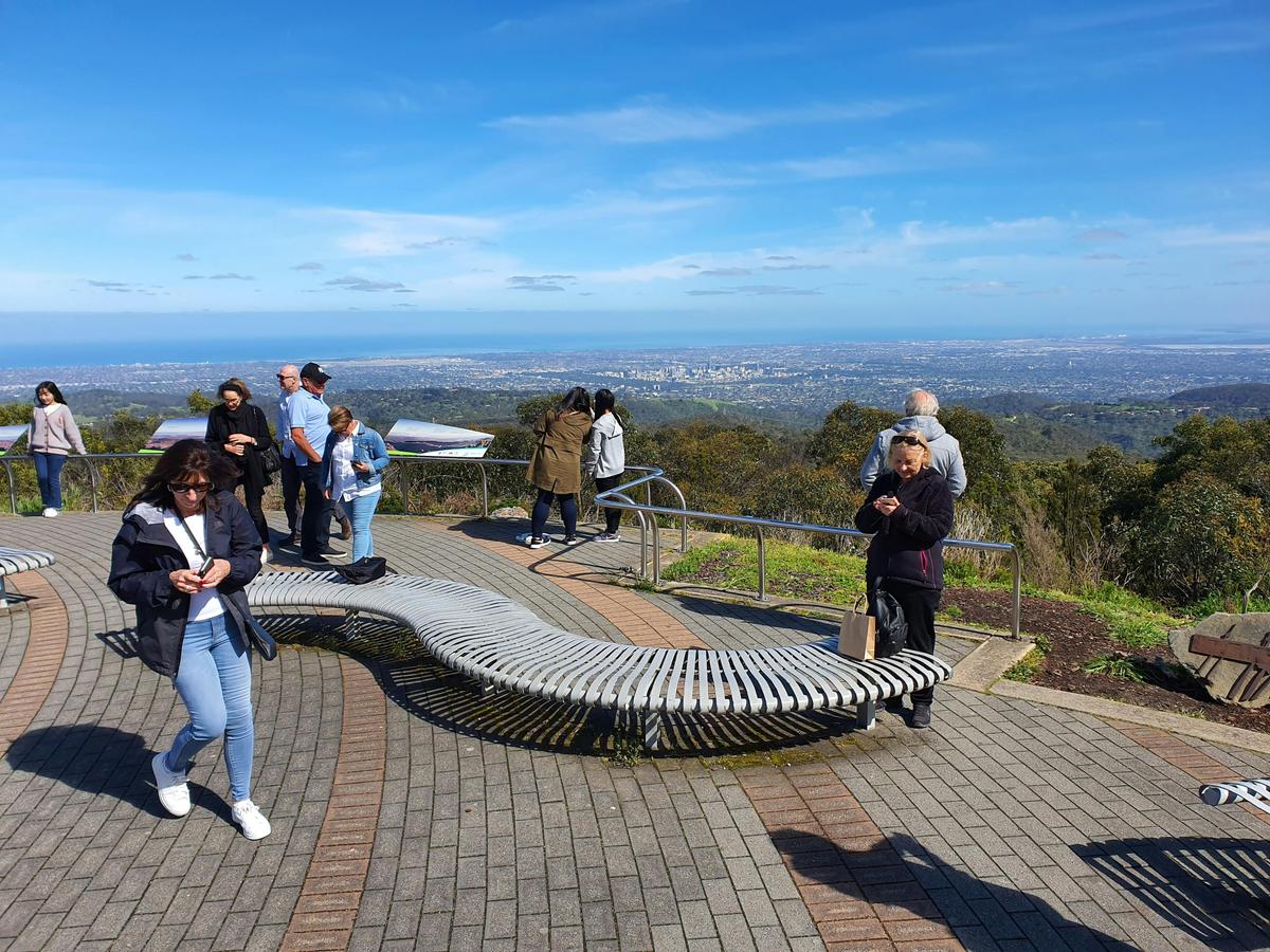 Adelaide Hills / Hahndorf German Village Sightseeing Tour